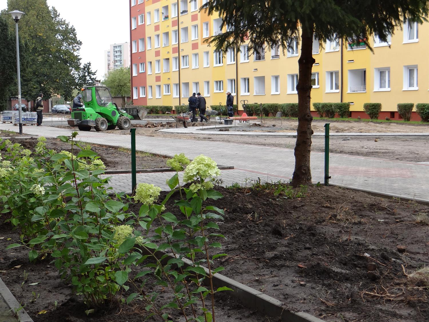 „Zielone podwórka Szczecina” powstały przy ul. Włościańskiej.
